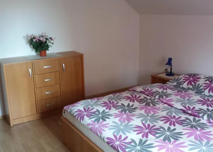 House Sumrak Apartma *